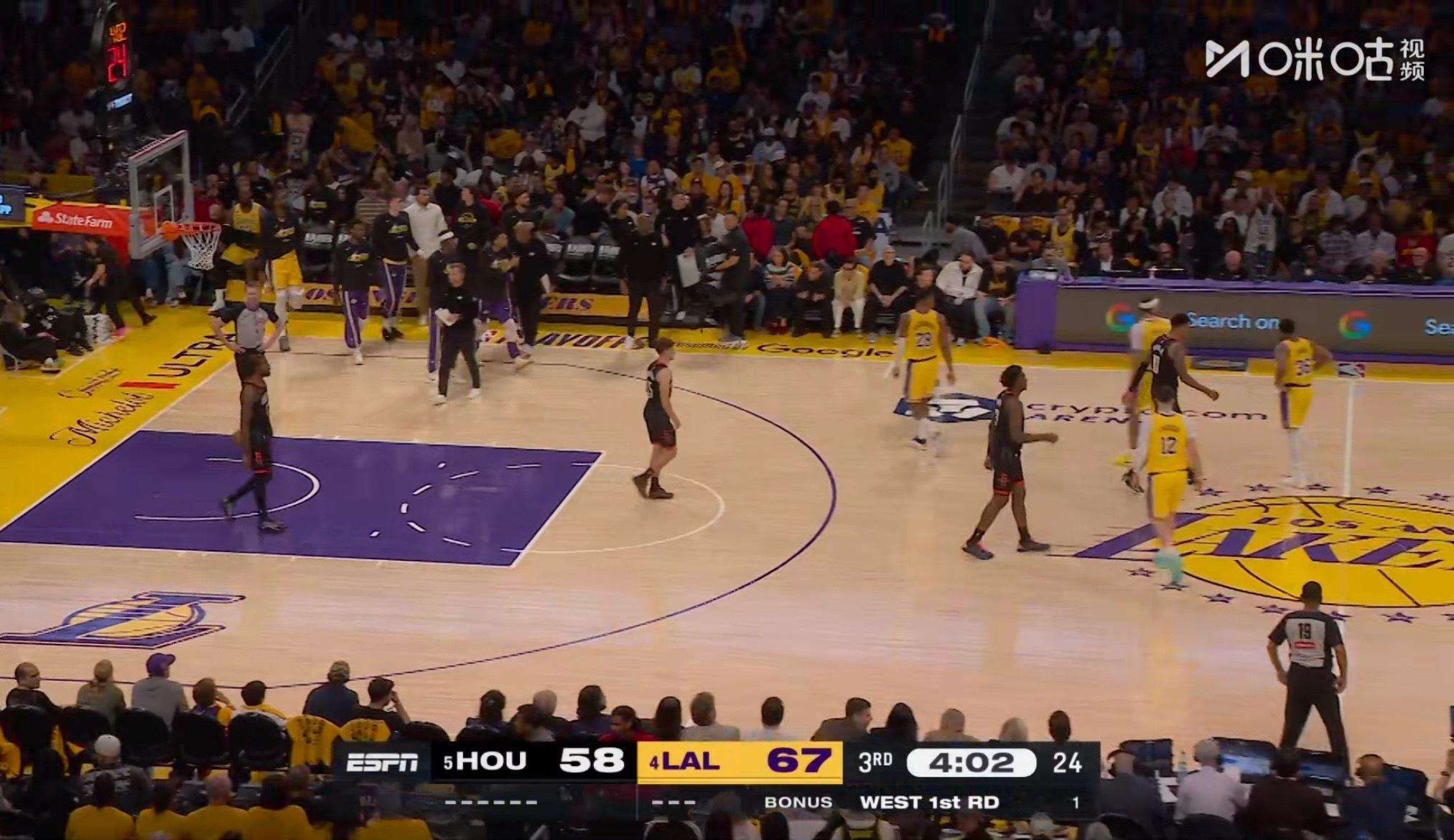 这个分差一定要稳住，第二节末尾的事情别再发生了。火箭vs湖人