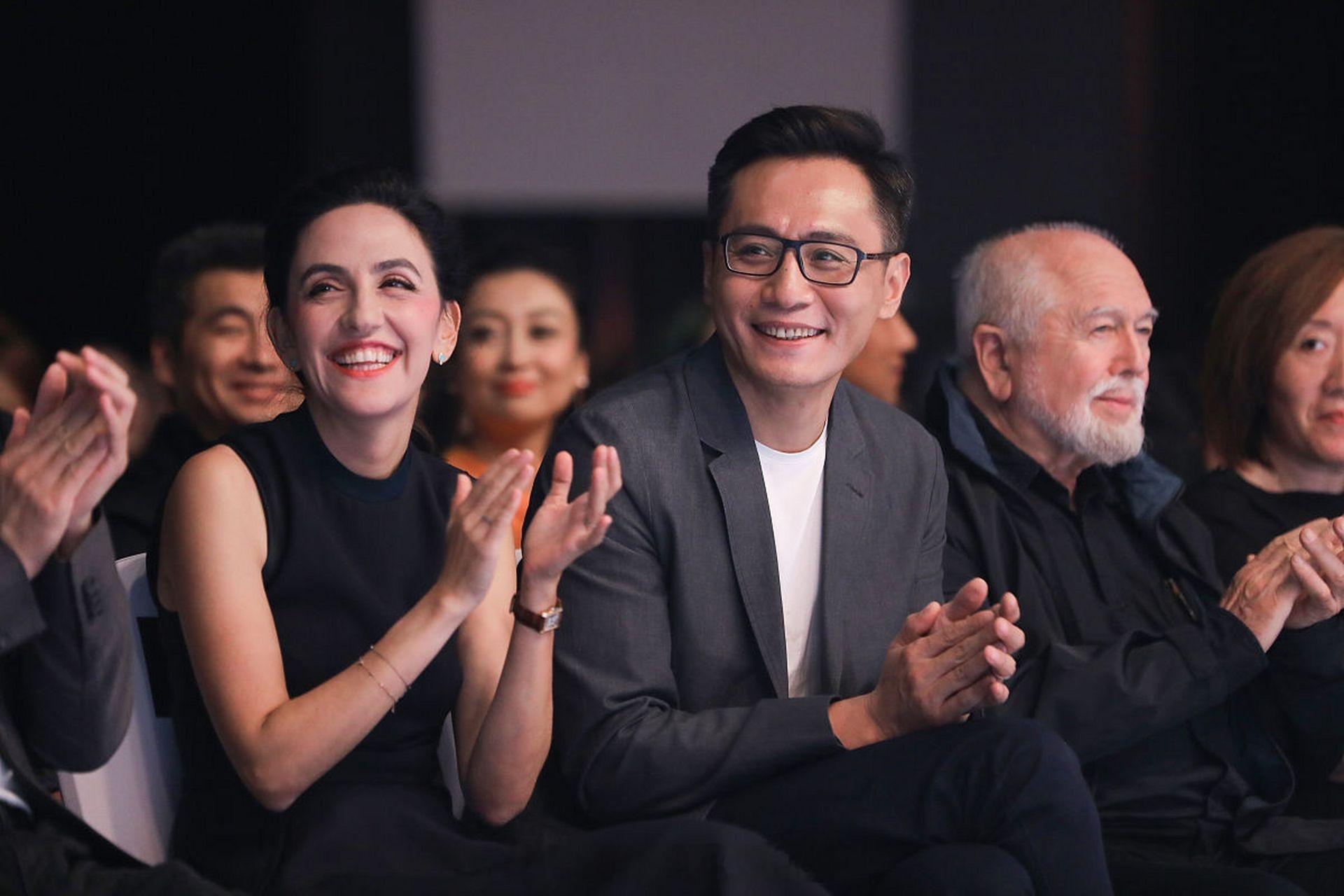 刘烨体面刘烨确实体面啊，从认识安娜到现在，全心全意的爱着她，这么多年0绯闻0炒作