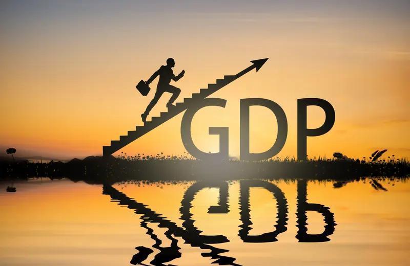 是的，你的观察非常敏锐。“3万亿GDP俱乐部”确实即将迎来新成员，这不仅是一个宏