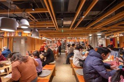 三个大人四个孩子，点一碗面续两次，第三次被拒后差评报警——小本生意遭遇“薅羊毛”