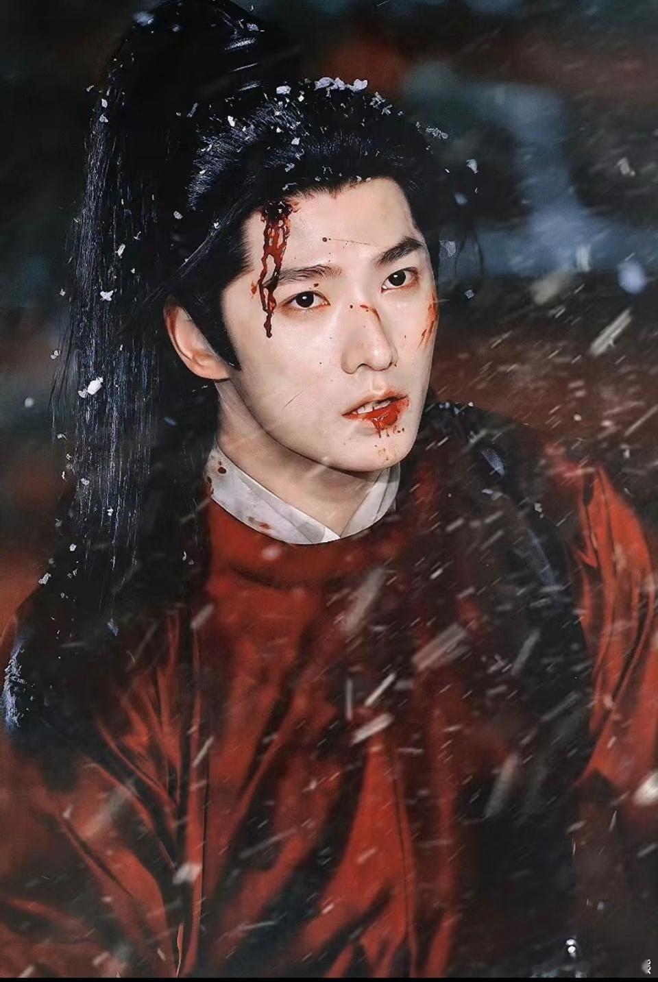 杨洋杨洋从标清到4K都没输过 我咪这令人震撼的破碎感的美貌～ 