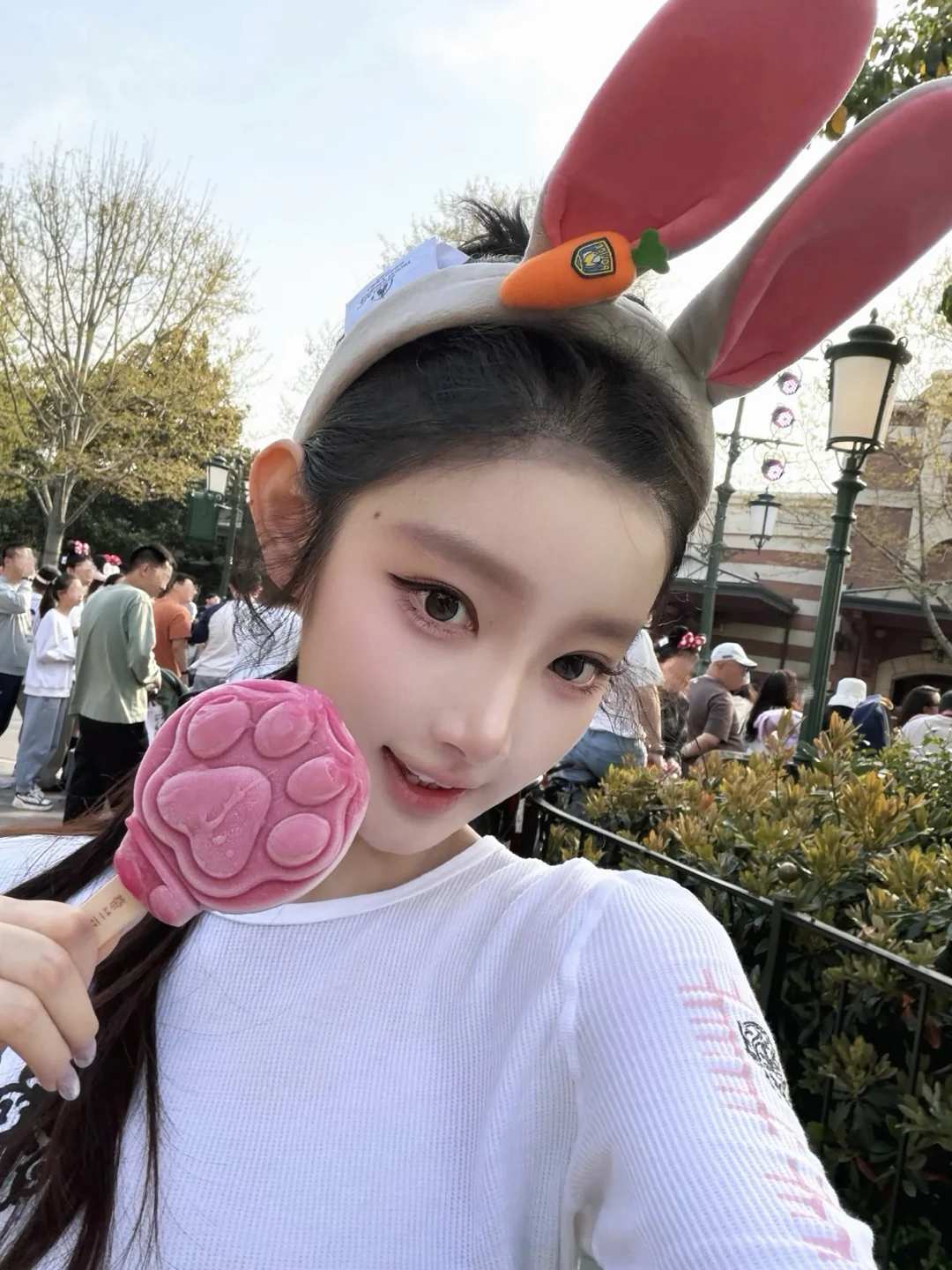 Disney day ˶˃ ᵕ ˂˵ 🐰🥕