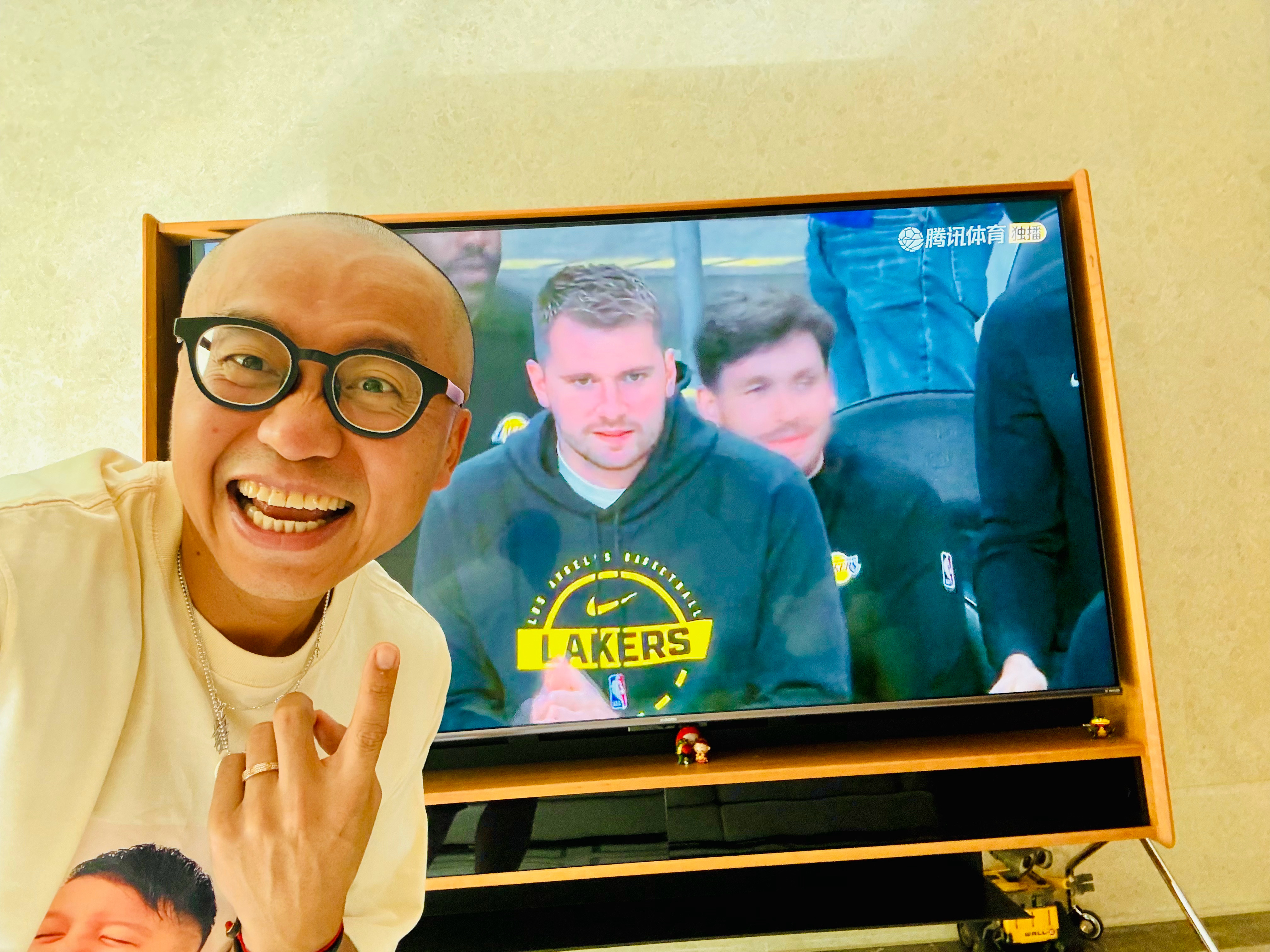 NBA回来啦！我和东契奇、詹姆斯今天都不上班！下一场，他们还不上[笑cry] ​
