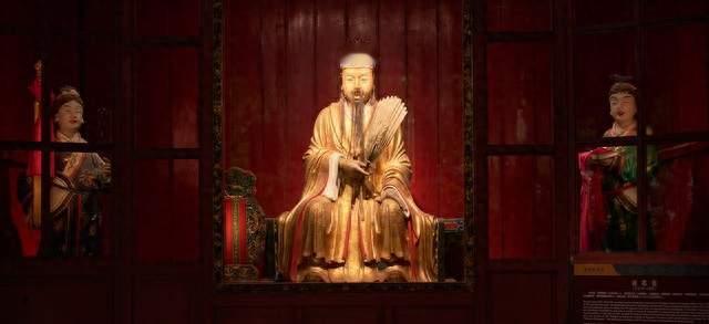 同生共死：诸葛亮与汉献帝的命运巧合