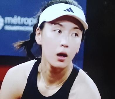  深夜逆转！王欣瑜三盘翻盘法国选手，鲁昂站强势晋级下一轮！
       202