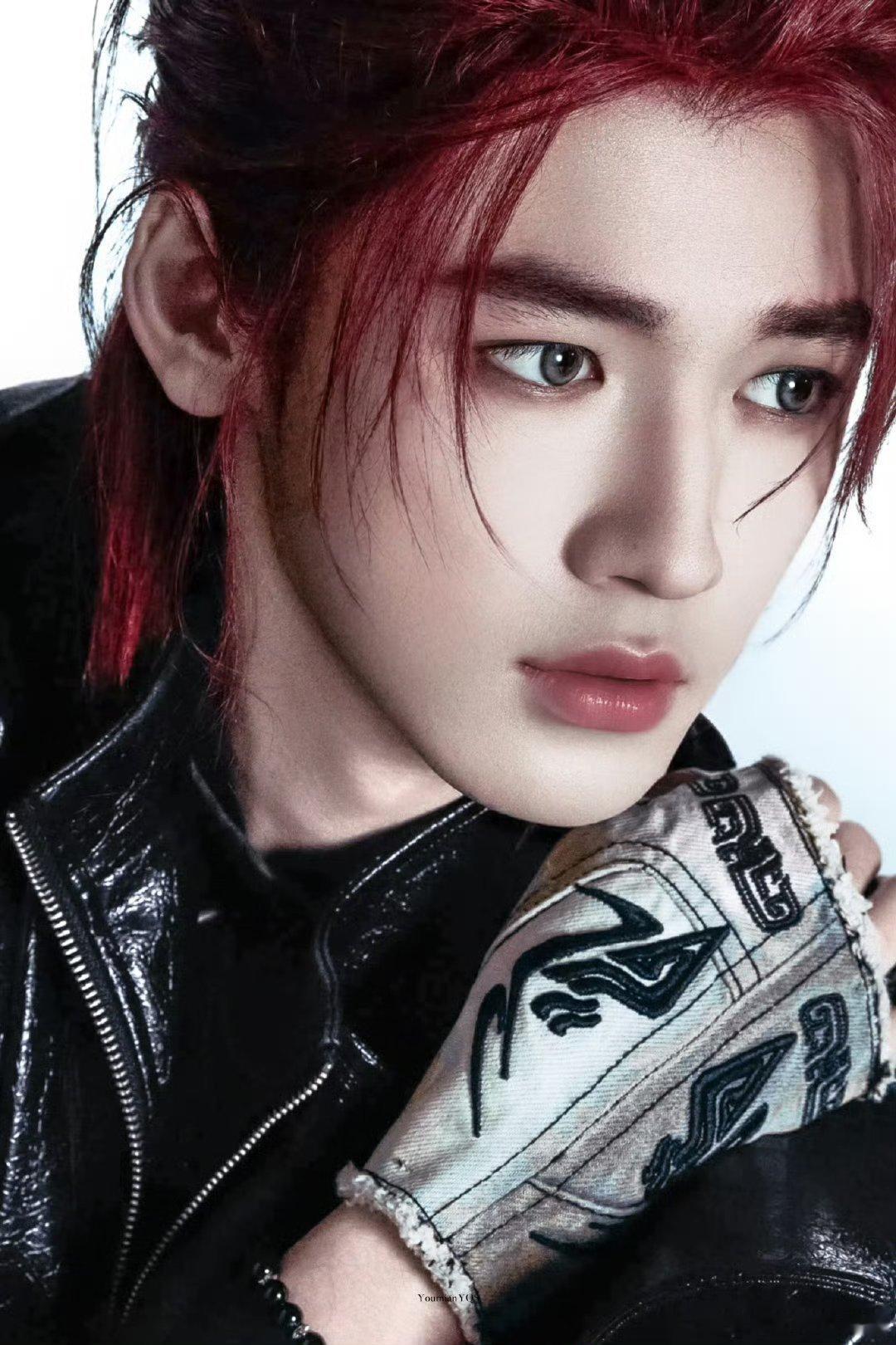 宋亚轩真的染红发了可以预想，演唱会该有多赞多完美了。 