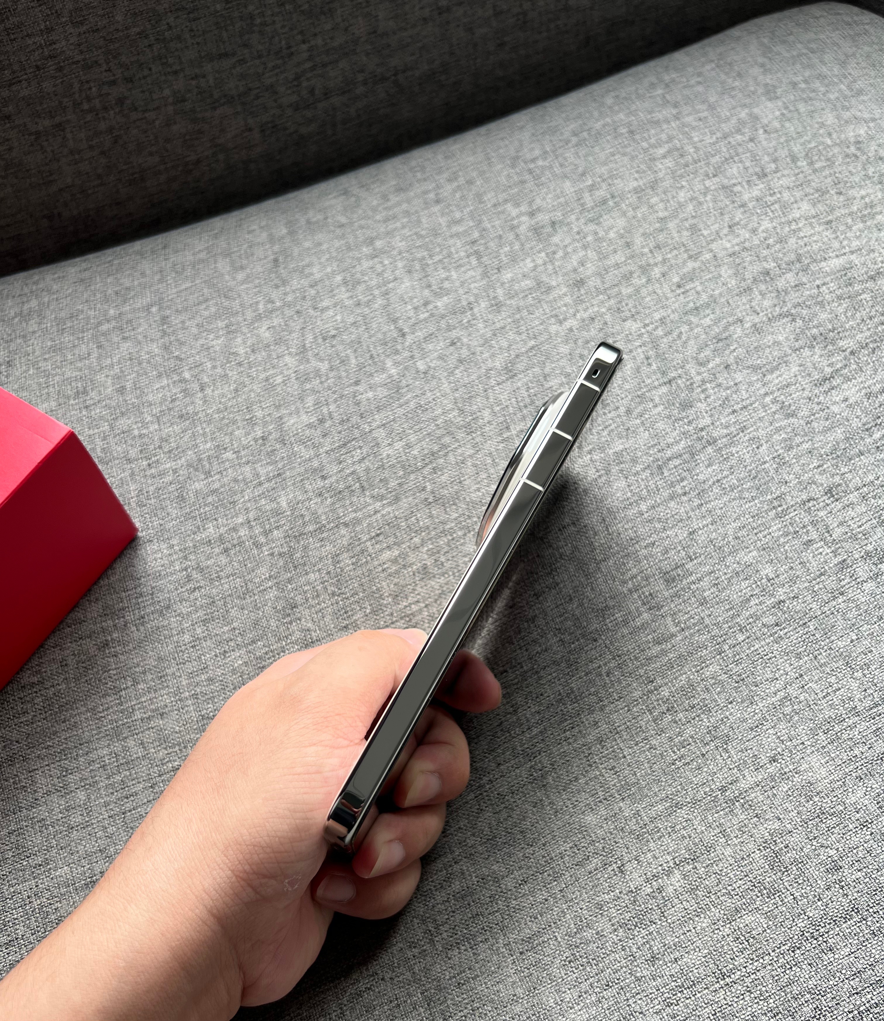 华为Mate 80 RS非凡大师 20GB+1TB 皓白，99新全套，电池效率1