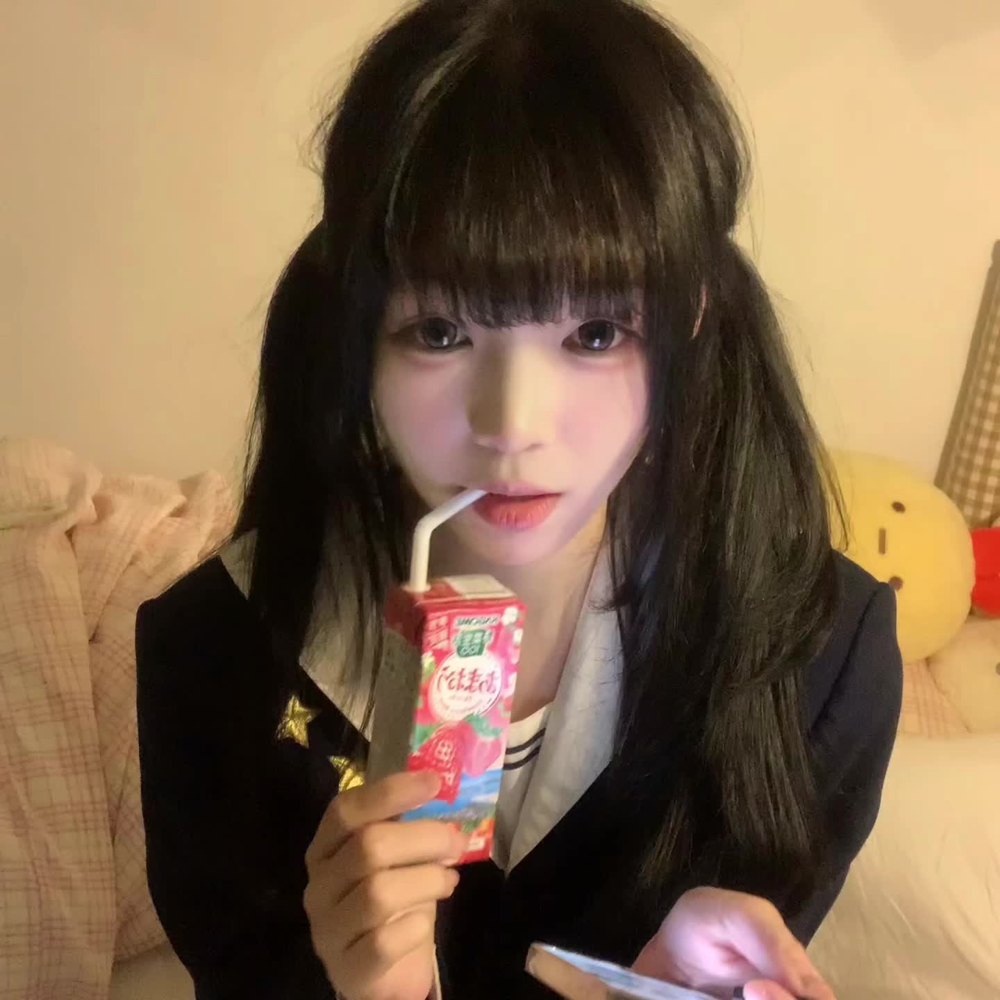非要那么坏才能立足世界吗 我想当一辈子小孩