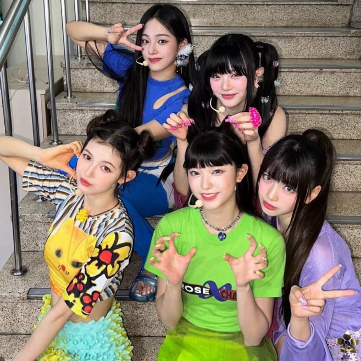 韩帖：NewJeans几乎就是我的救命恩人般的存在 