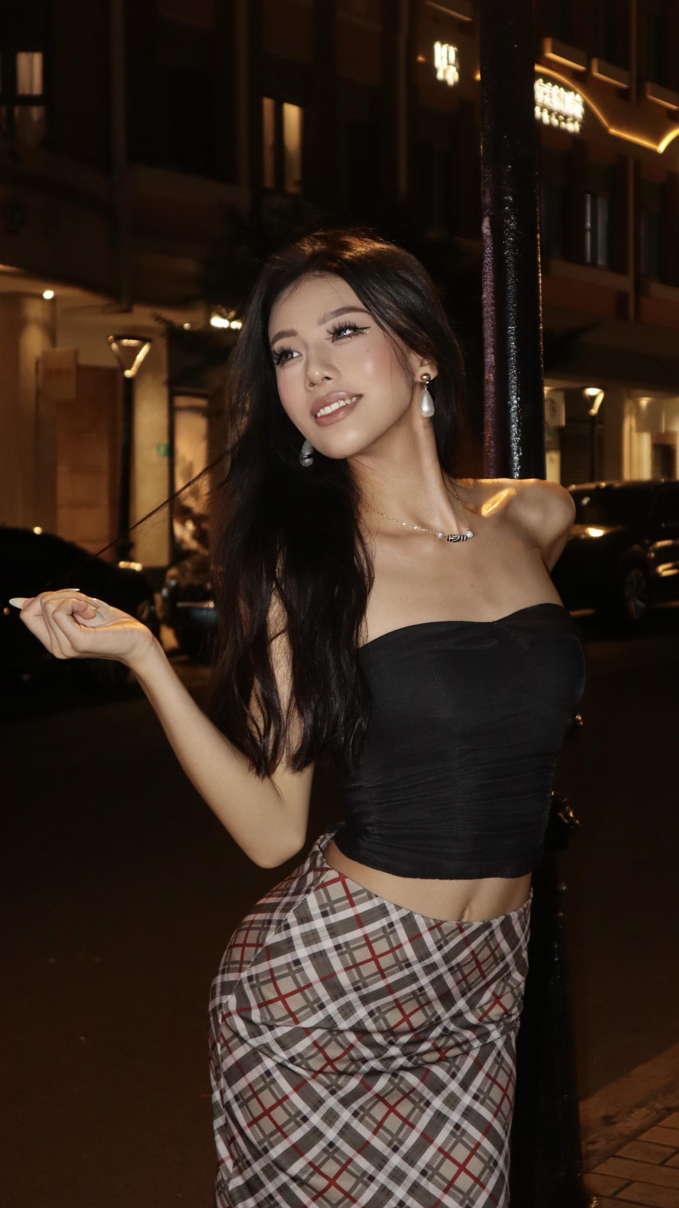 亲爱的斯佳丽，明天又是新的一天。