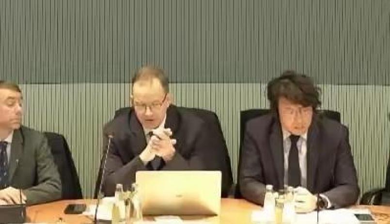 德国方面突然确认！

据多家德媒报道，沈伯洋出现在柏林议会大楼的一场公开活动上并