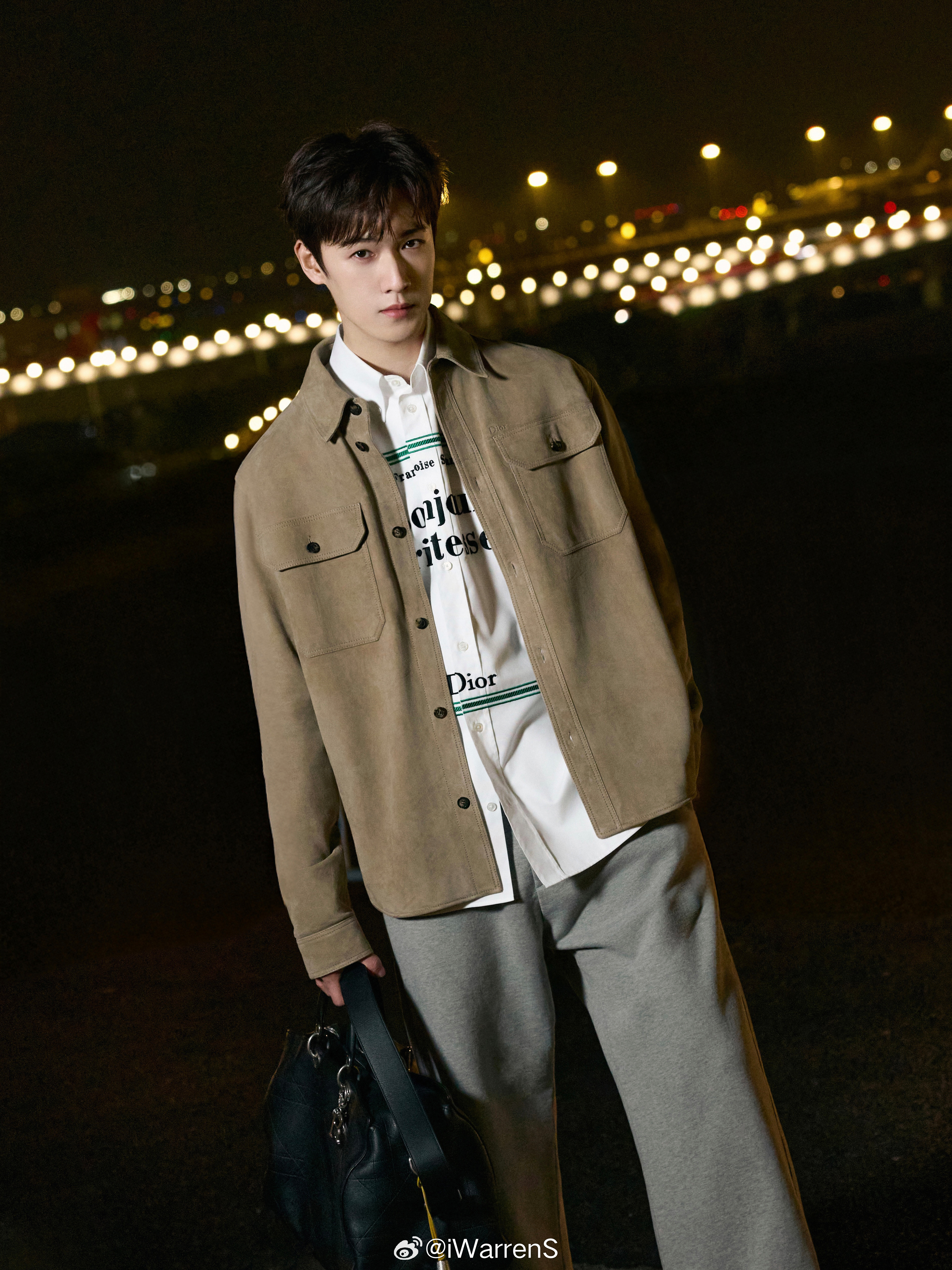 小林新造型真的好帅呀！期待李昀锐闪耀巴黎时装周呀！李昀锐还记得自己姓李不姓林吗