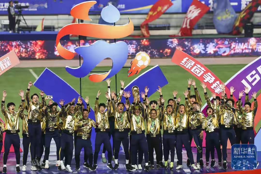 某官媒发文“光荣属于南通”，这样的表述是否妥当？不妨看看DeepSeek的分析。