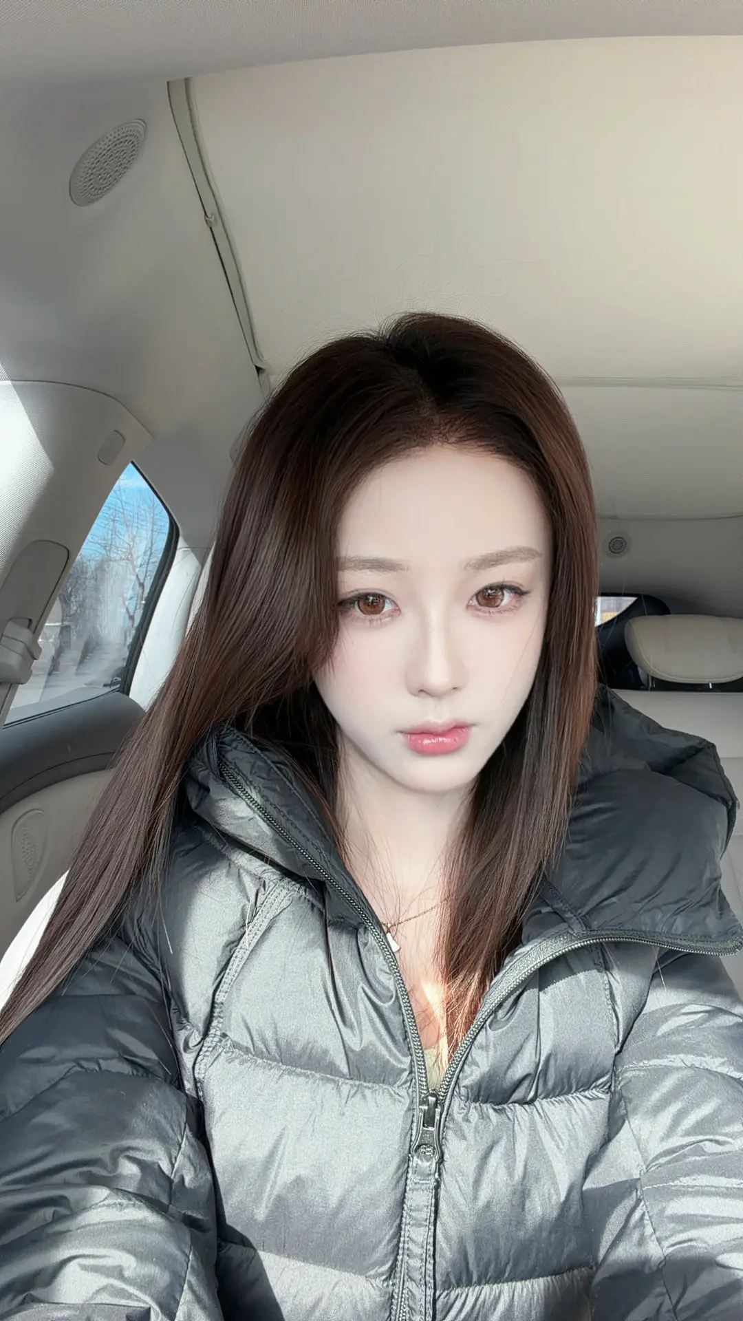 爱着你 像心跳 难触摸