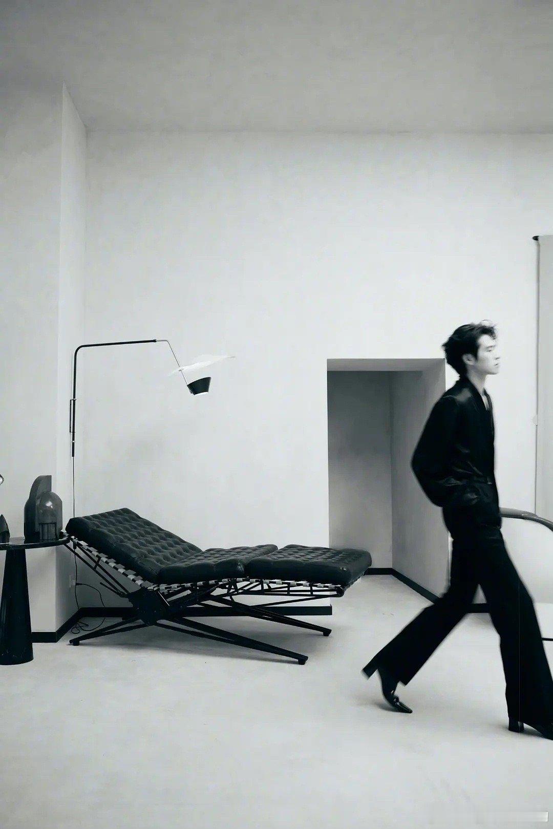 魏大勋现在是专注霸总人设了吗，孟宴臣的红利还没吃完[思考] ​​​