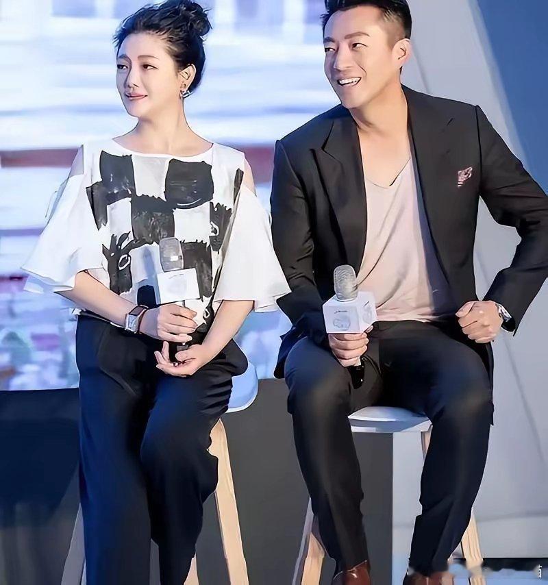 终于知道大曲线的行为给两个家带来沉重打击大曲线的行为无疑给两个家庭带来了沉重的打