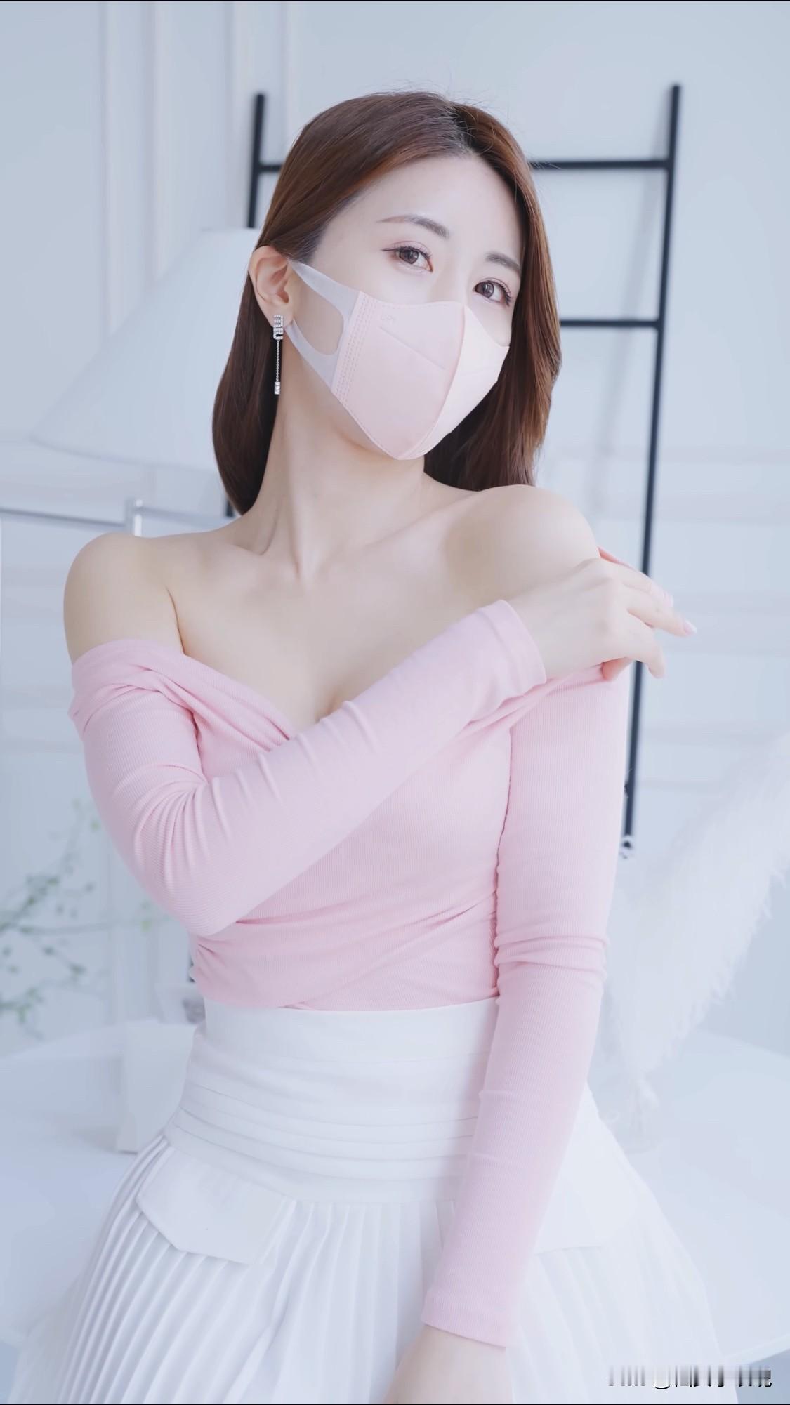 气质美女穿搭分享！