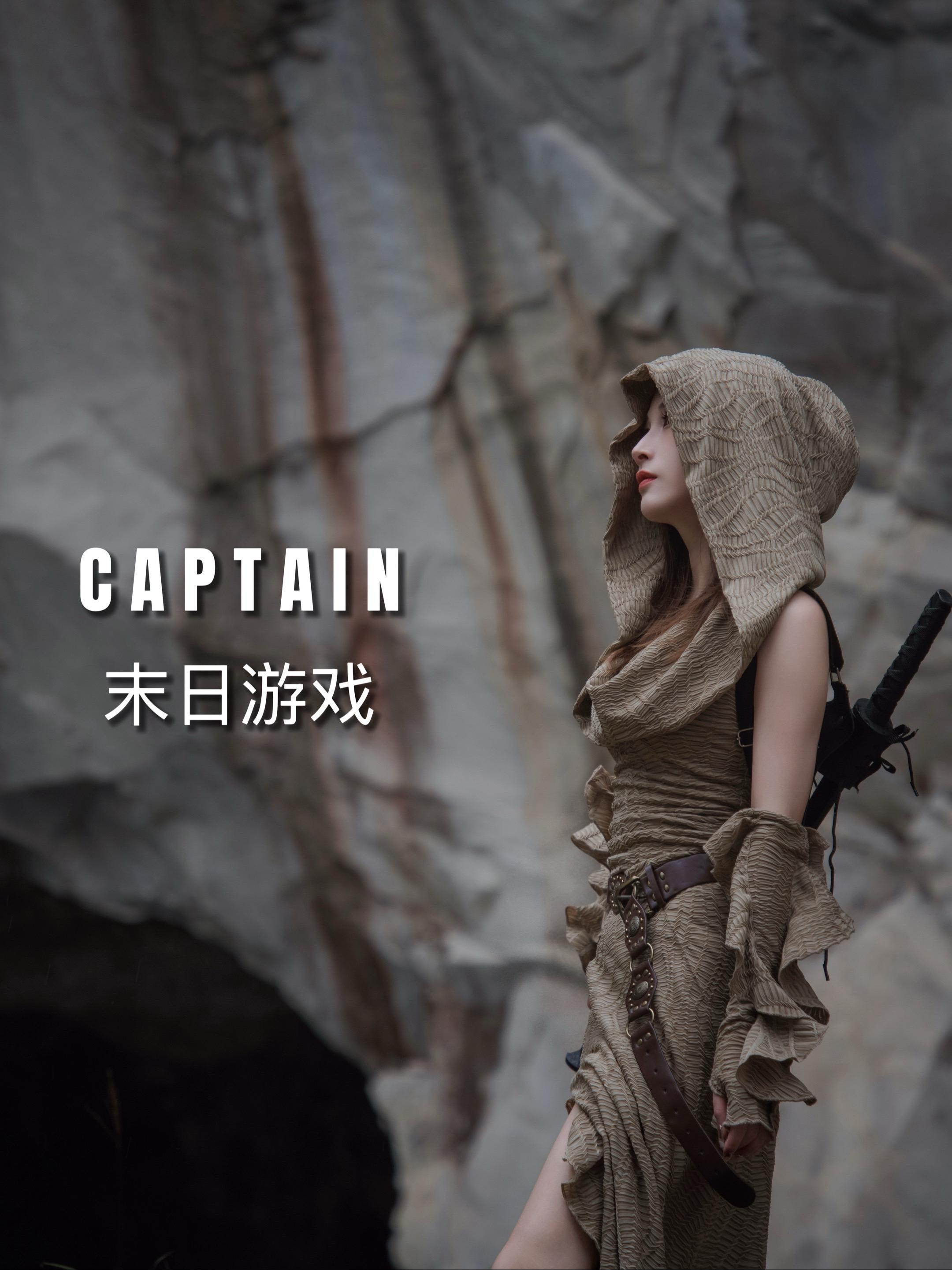 这该死的宿命感，在台州拍出游戏原画感！在临海桃渚小岙村的废弃石板仓，拍...
