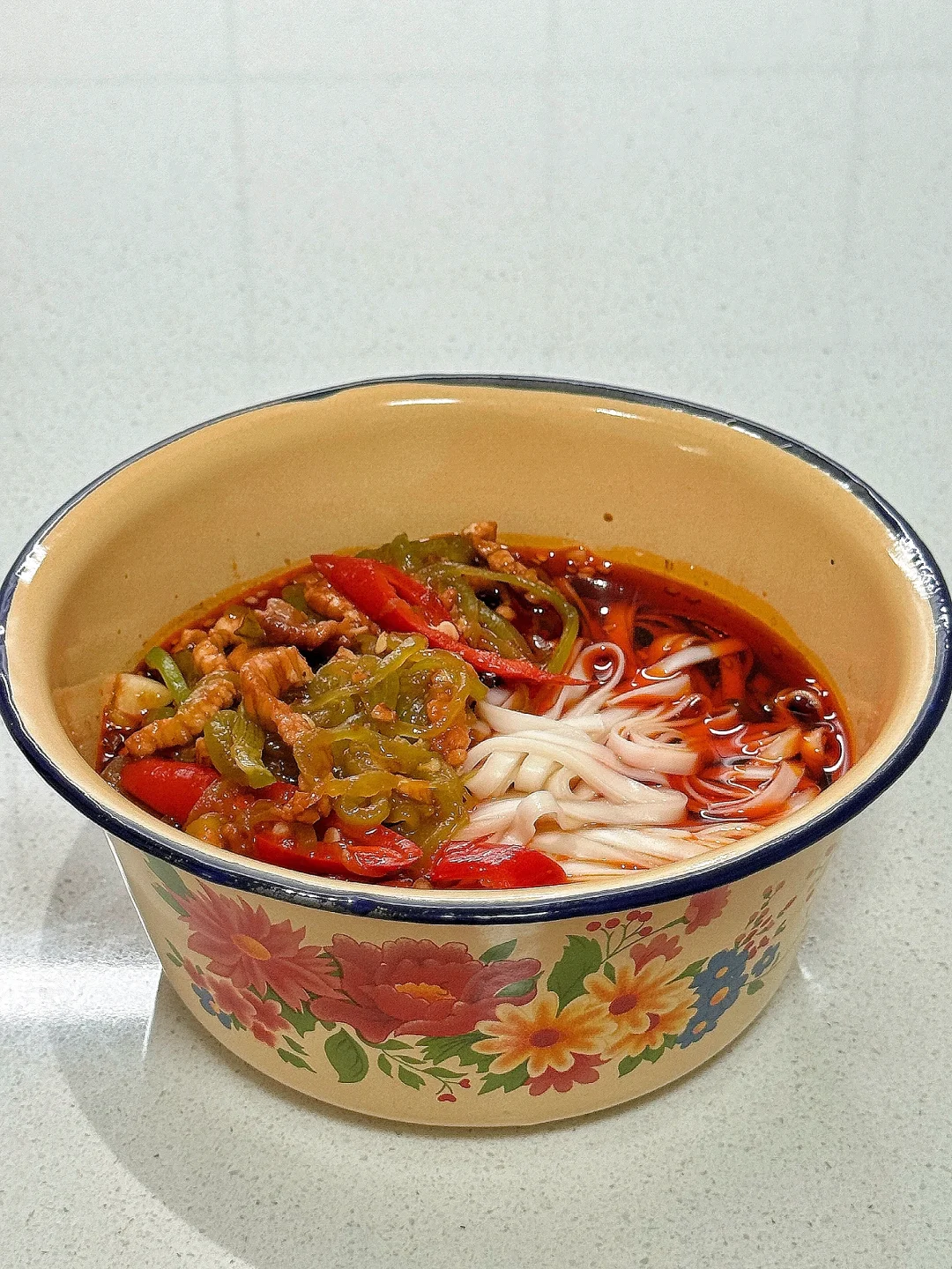 今天吃什么🥢🥢莴笋肉丝面（附做法）