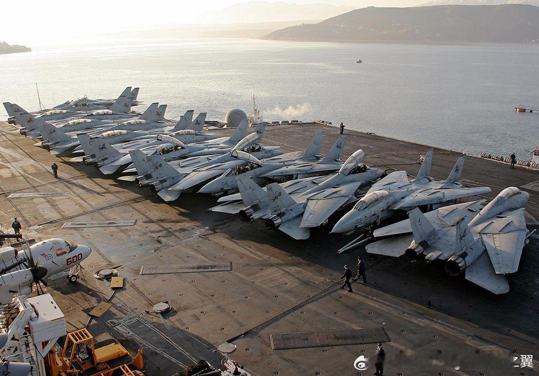 Tomcat Tuesday ​​​