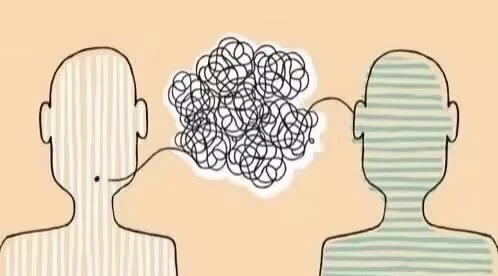 反向形成（reaction formation）：把无意识之中不能被接受的欲望和