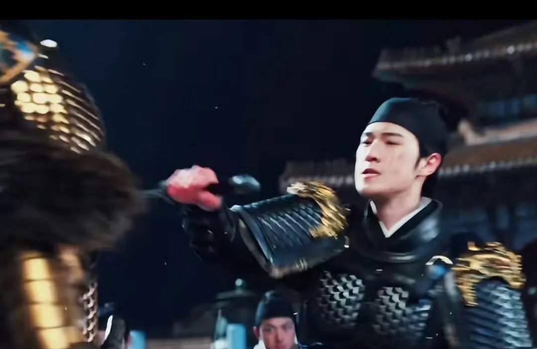 有人问张凌赫是粉底液将军，那李昀锐是什么将军呢？ 