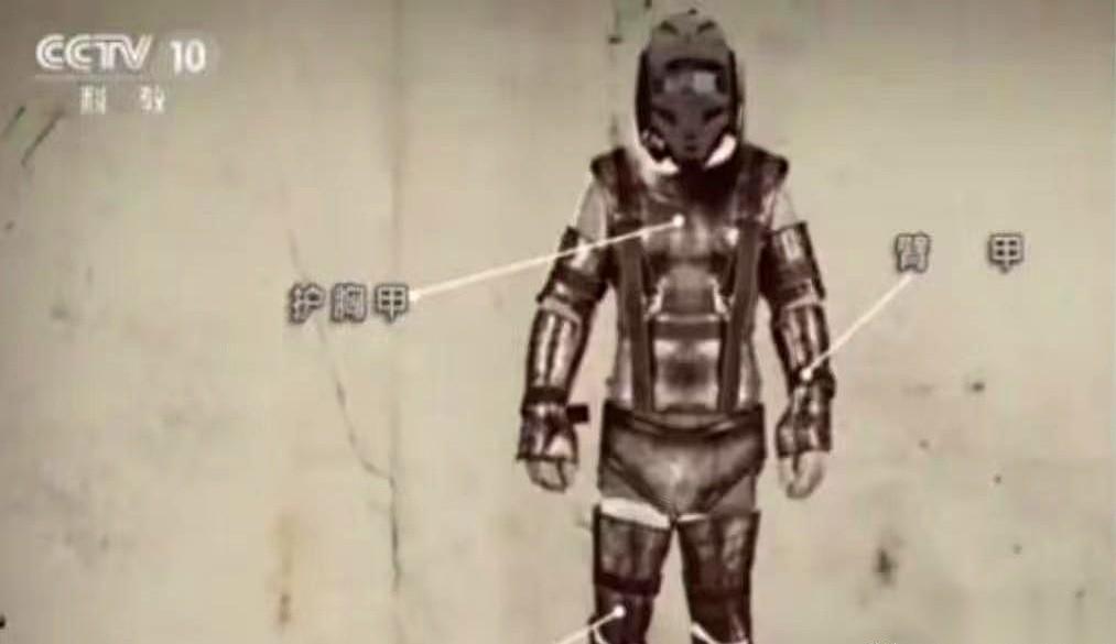 “活人能被蟒蛇生吞下去，还能用刀割开蛇肚逃生？” 这事儿听着就炸裂！
2014年