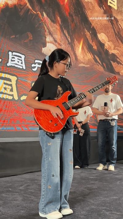 每代人有每代人的三国10后小女孩电吉他弹三国主题曲最适合暑期带孩子看的动画电影，