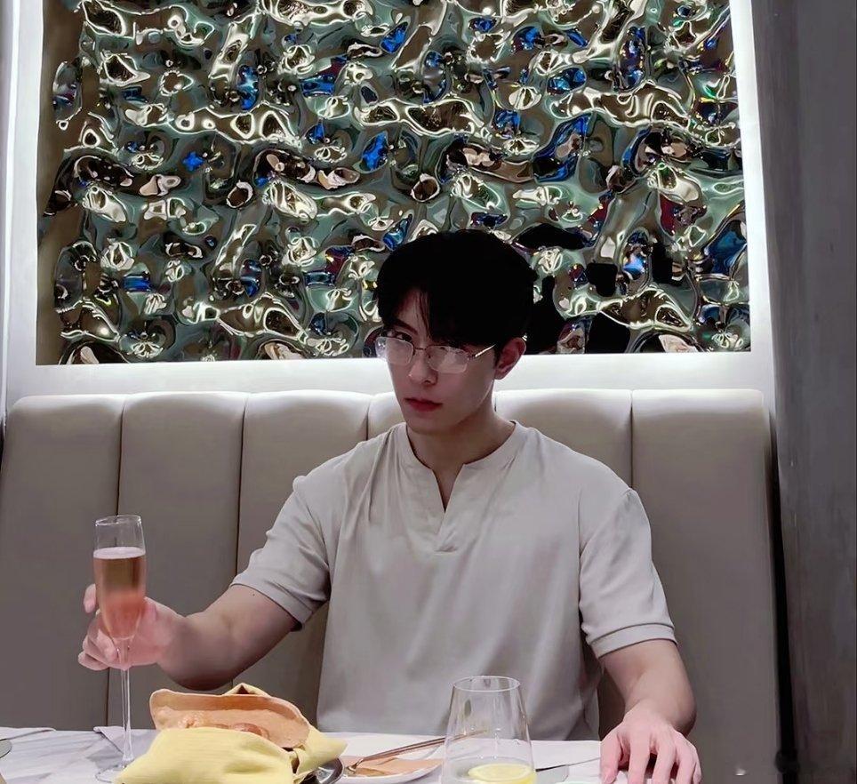 邱鼎杰所以妈咪为什么删了这组照片