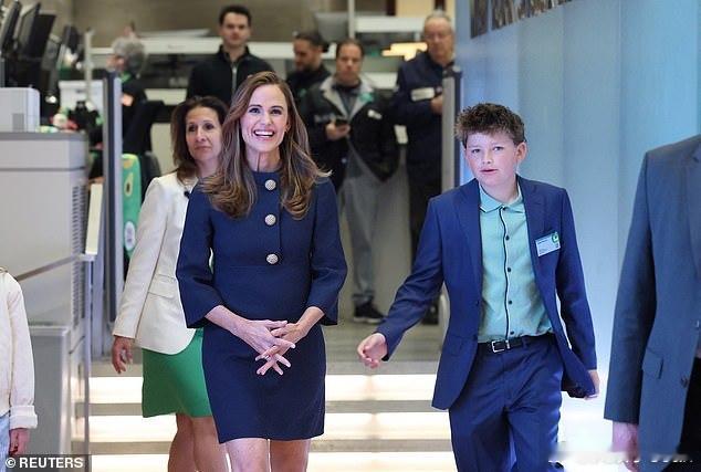 Jennifer garner詹妮弗加纳的Once Upon a Farm的儿童