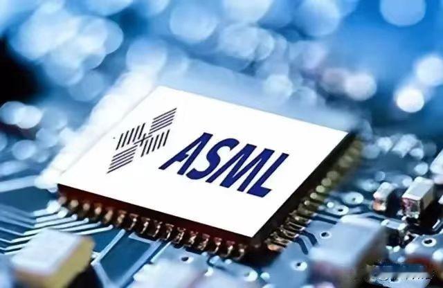 荷兰这次是真把路走死了，3月突然把28nm、45nm光刻机全锁死，新机不卖、旧机