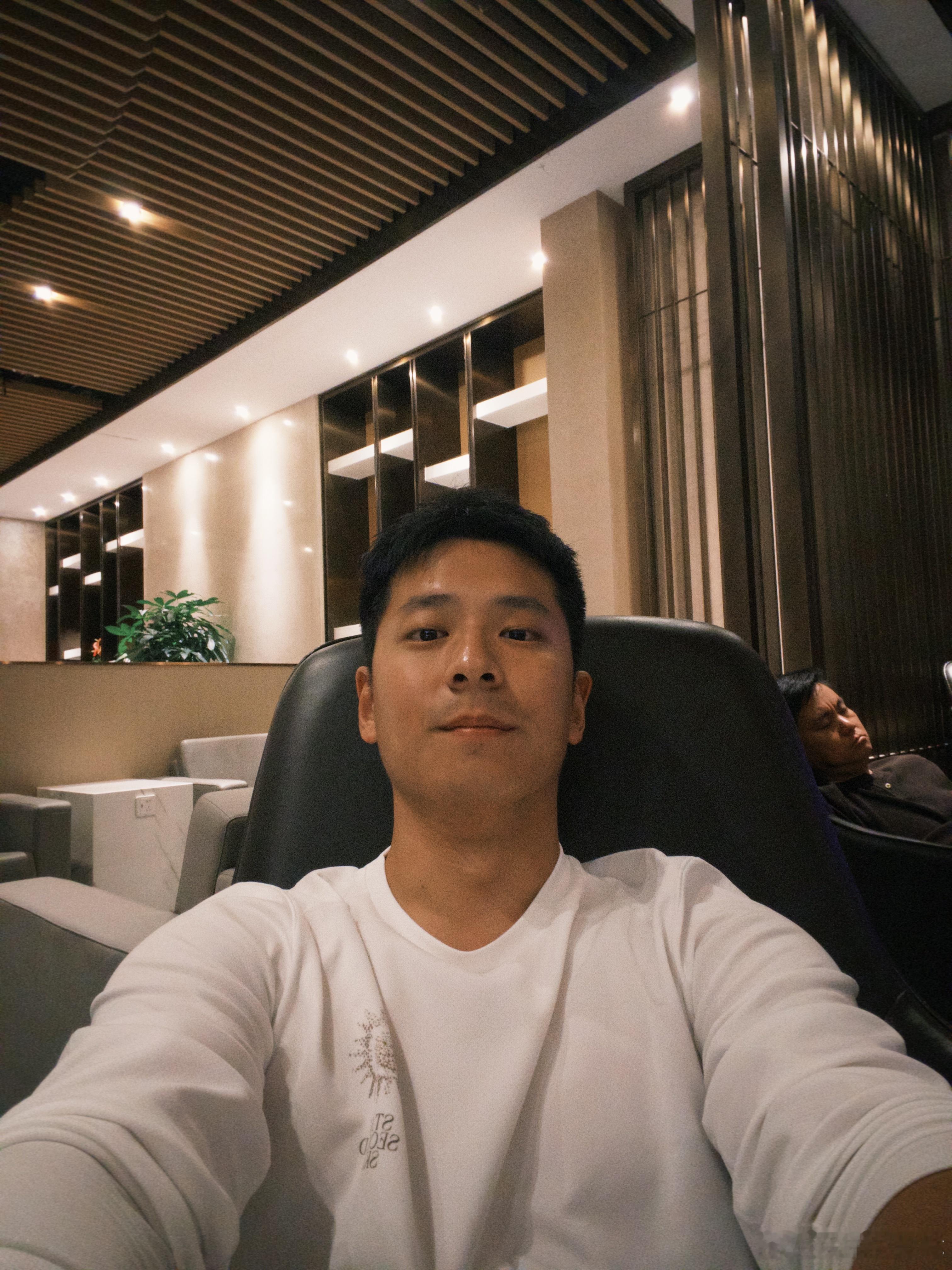花50块钱升的舱！去丽江骑摩托啦～看到好看的照片给家人们多拍照分享[努力] ​​