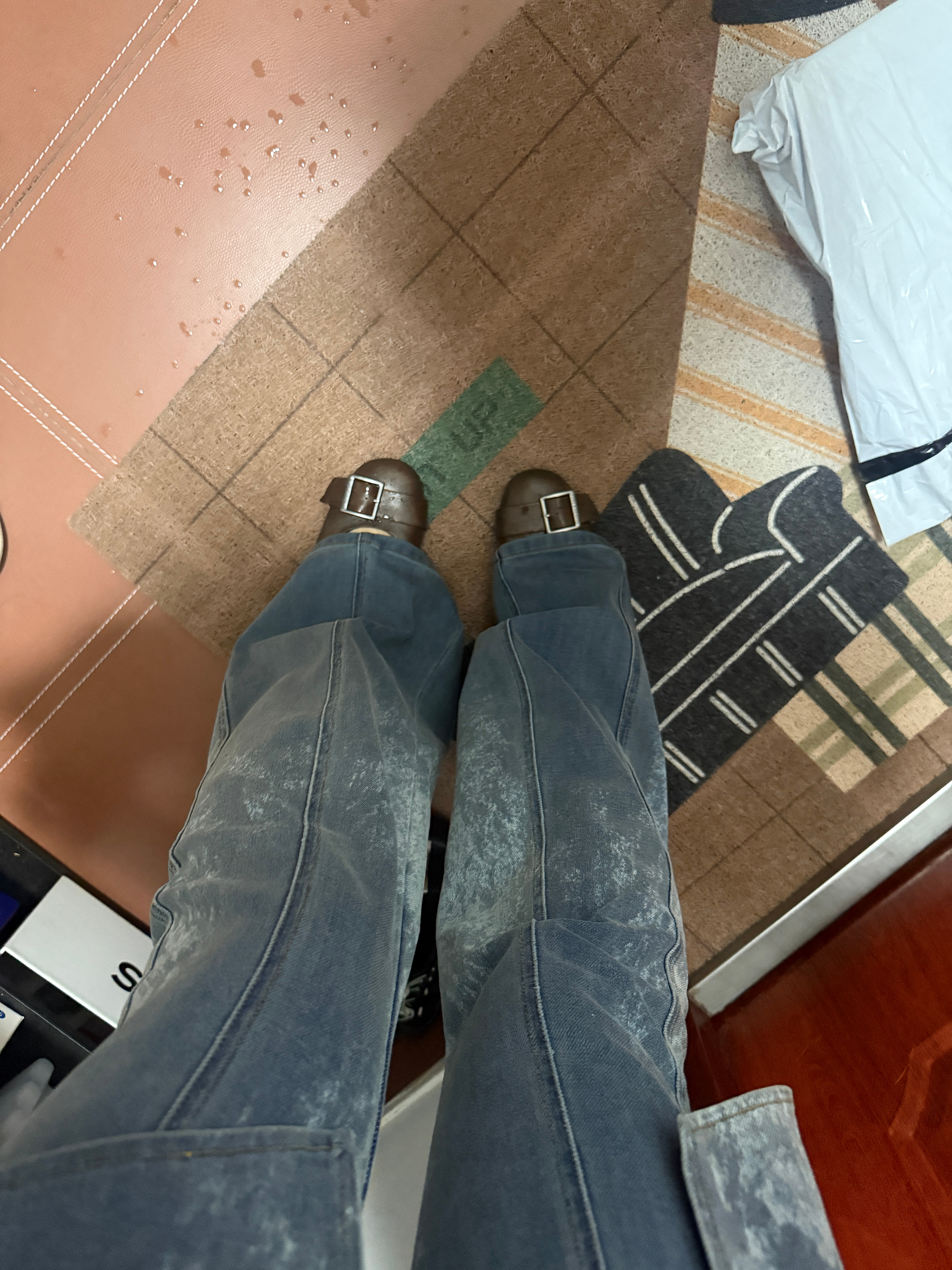 好大一场雨把我淋的透湿☔️卷妹的唠嗑