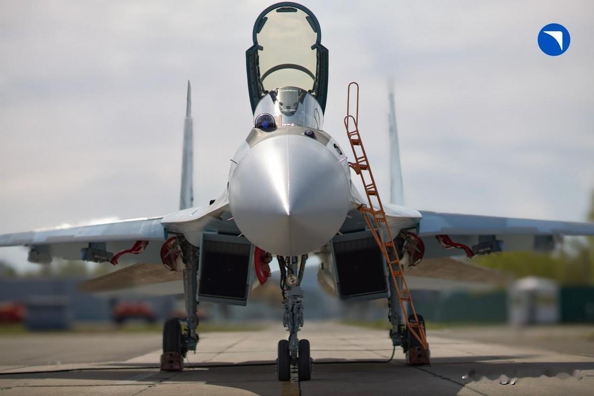 俄罗斯空天军接收新批次苏-35S，交付速度提升！
5月26日，俄罗斯空天军接收了