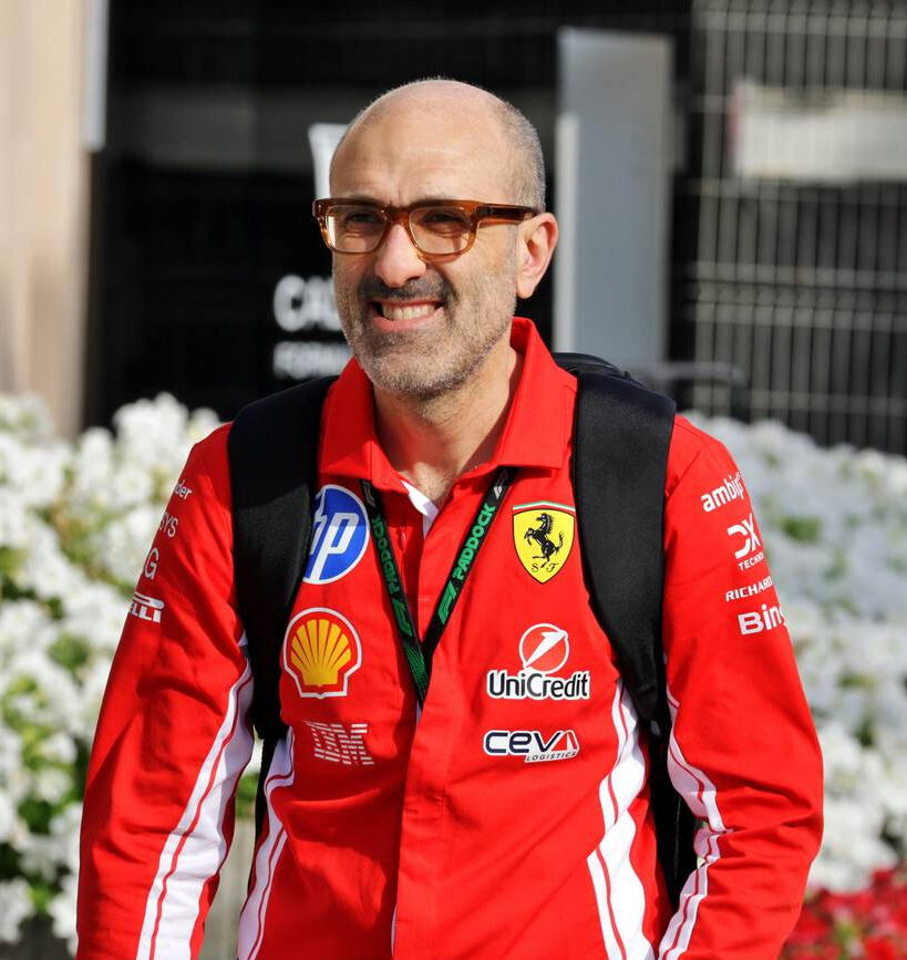 虽然此前有传闻称塞德里克·米歇尔-格罗斯将从迈阿密大奖赛开始担任汉密尔顿的比赛工