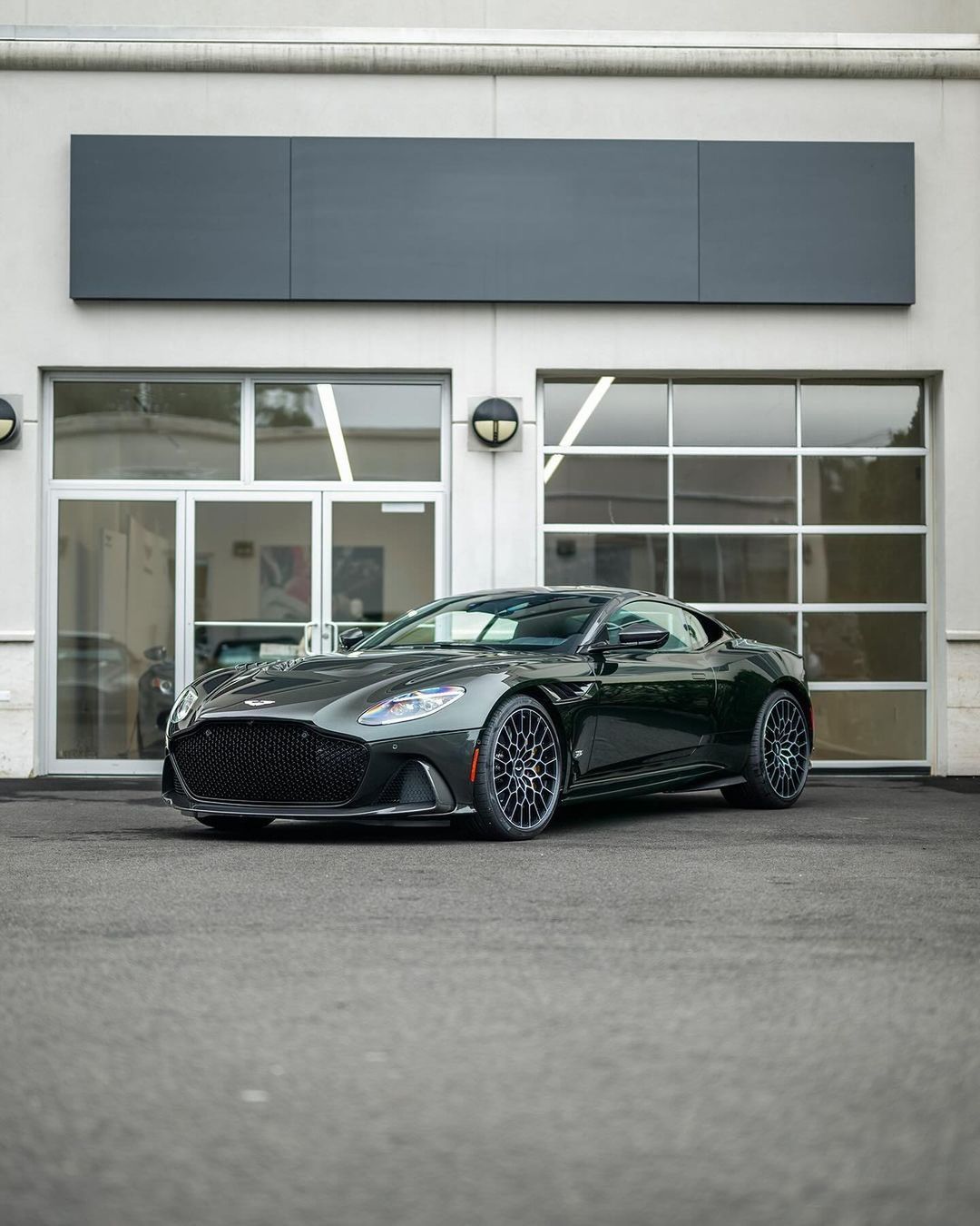 阿斯顿·马丁 DBS 770 Ultimate ​​​