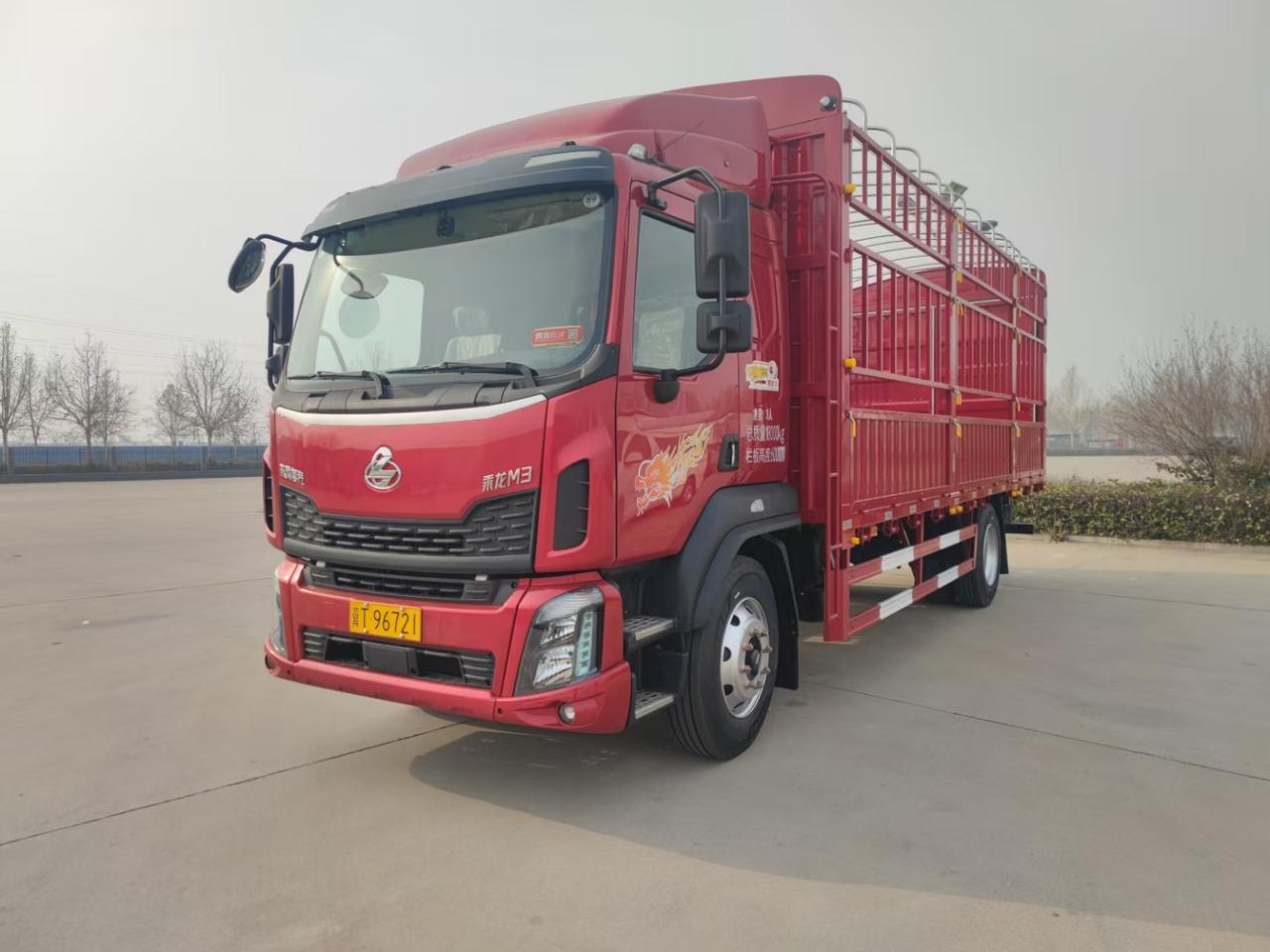 开工不躺平，乘龙散杂载货车喊你“搞钱”，速来！乘龙散杂载货车搭载乘龙自主研发的“