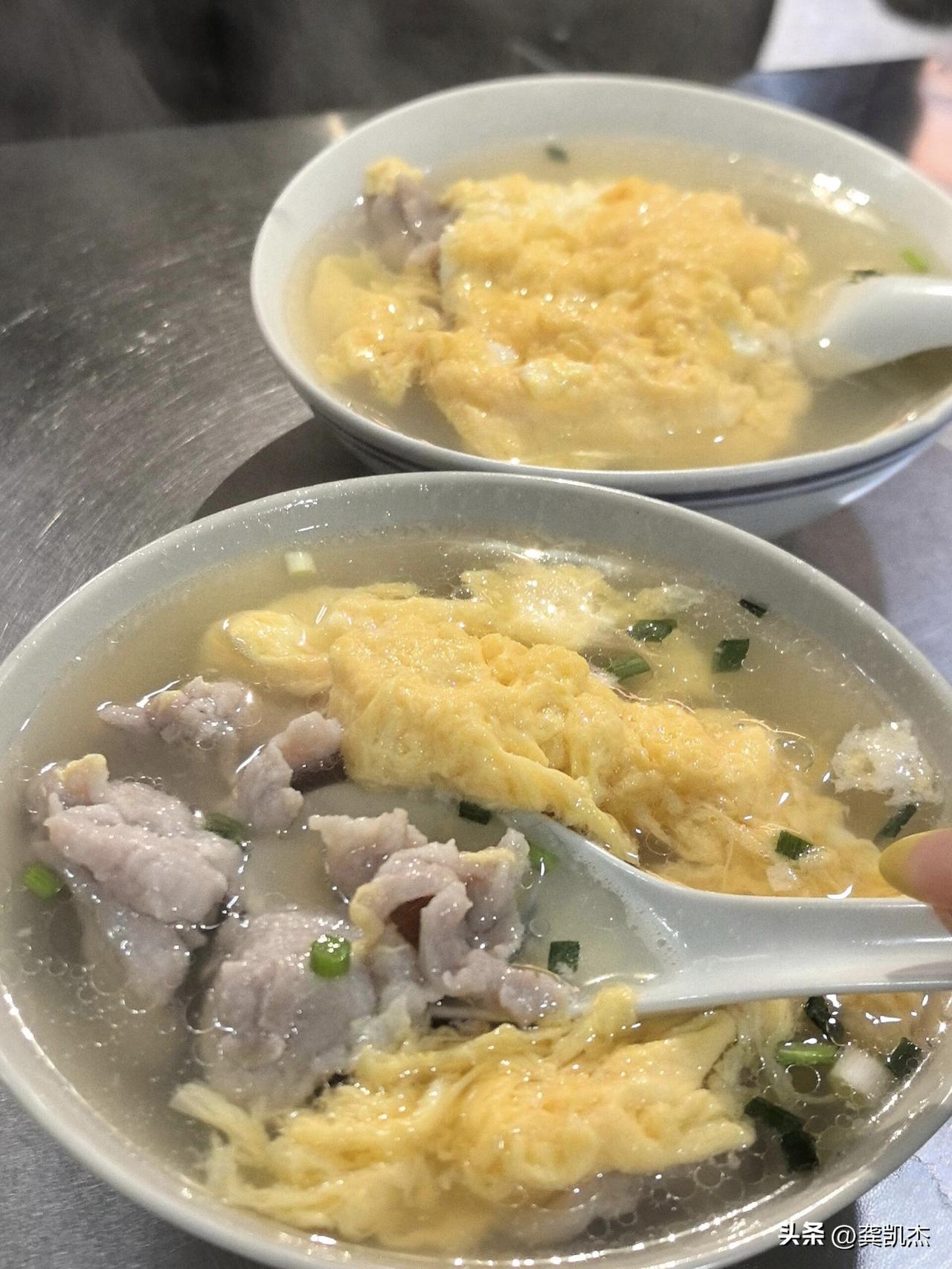 肉片滑蛋+脆糍糕，你吃过这样的早餐搭配吗？