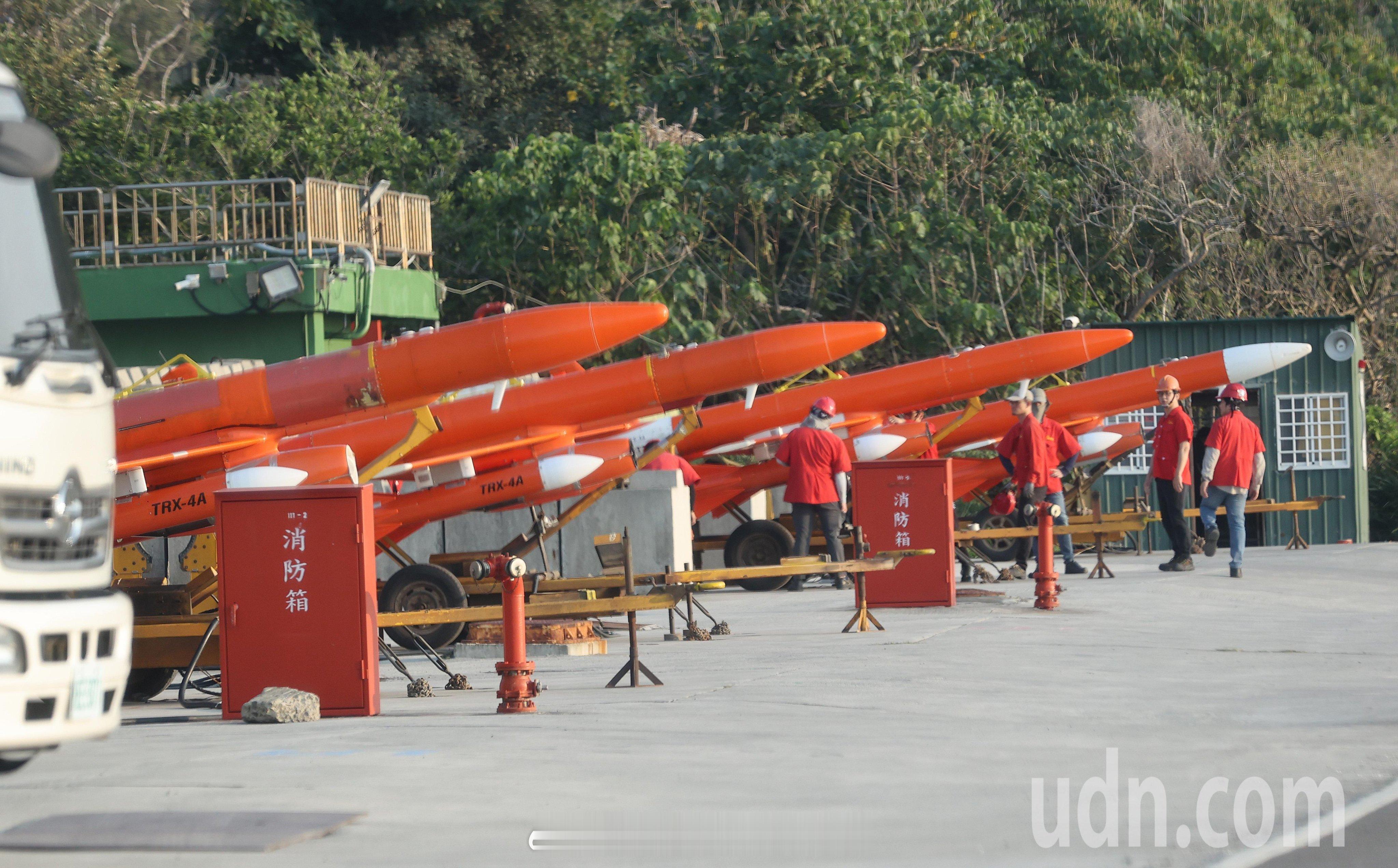 省 陆剑-2近程地空导弹首次实弹靶测“取得了命中率100%的好成绩”“你看以色列
