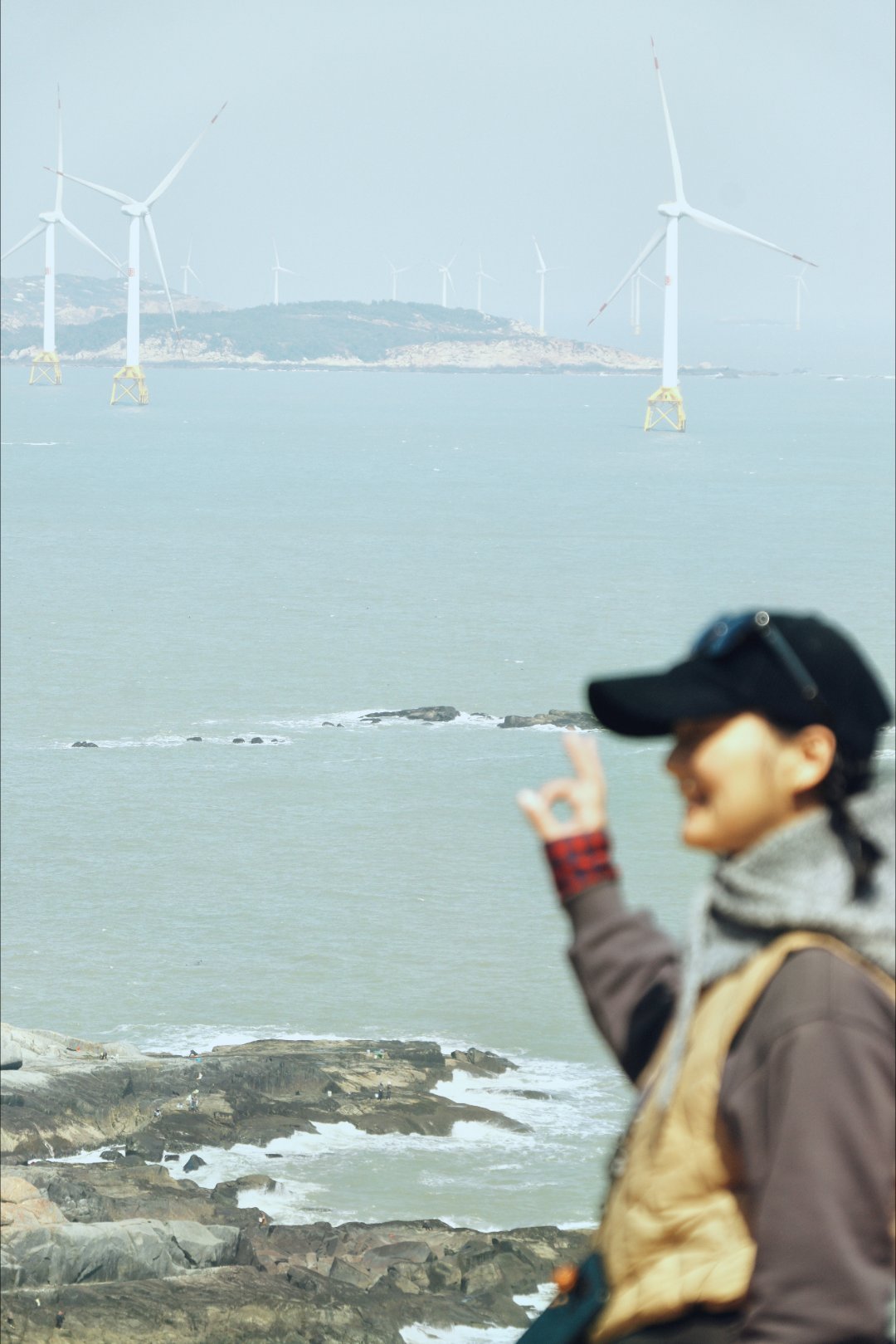 *在路上*平潭岛长江澳...平潭岛已经够美了，当看到长江澳的白色风车群，简直惊呆