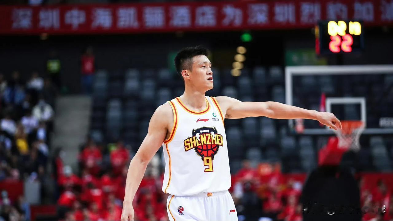 前中国男篮球员周鹏在新赛季将出任深圳男篮主教练一职！值得期待！#篮球# #中国男