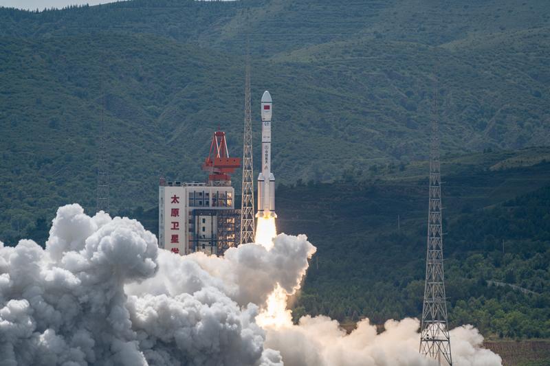 6月6日4时45分和7月27日18时03分，长征六号改运载火箭两次在太原卫星发射