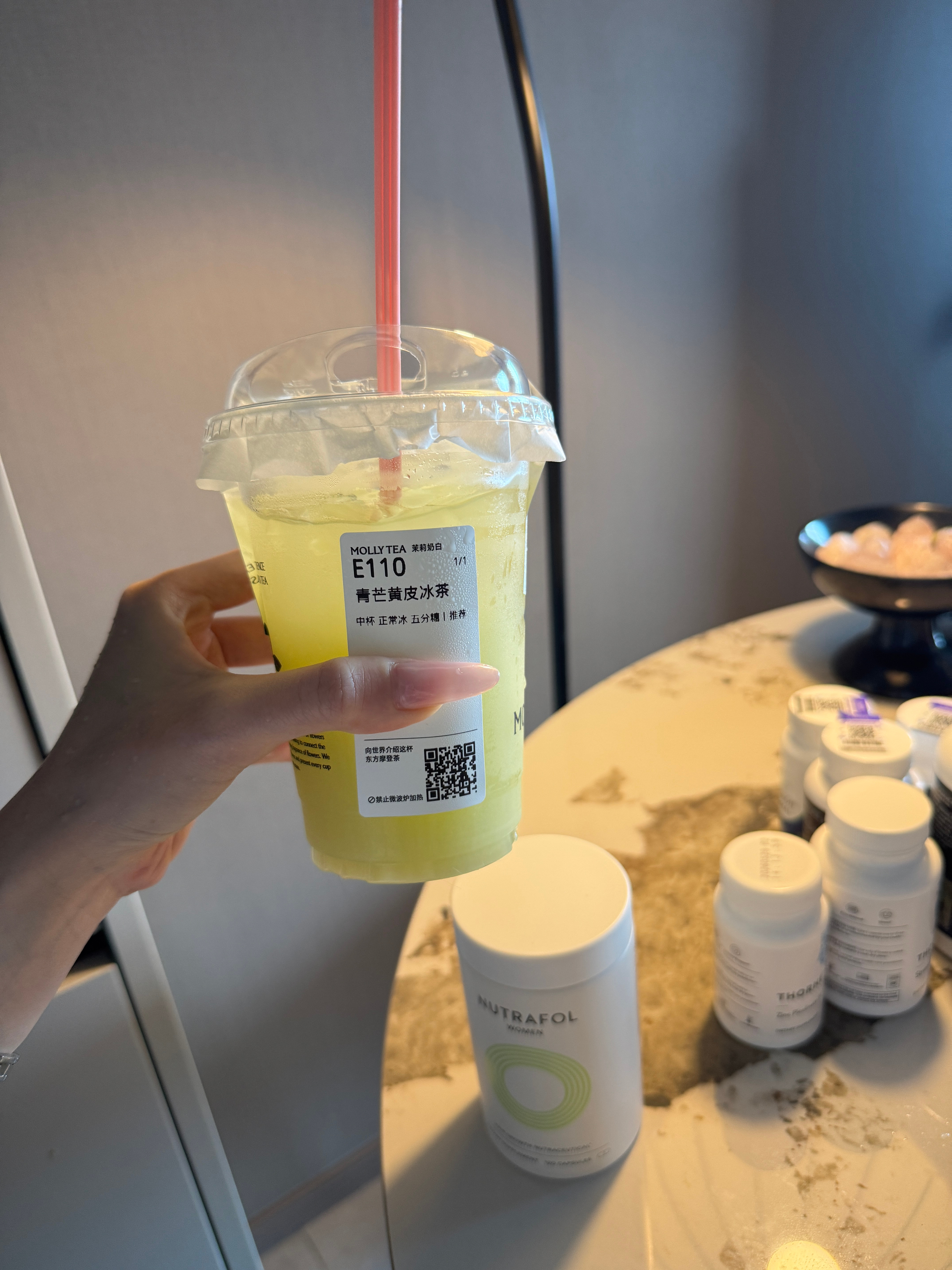 茉莉奶白这个新品好喝诶！满口都是黄皮的回甘还有茉莉茶香！ 
