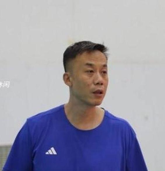 山东女排最会打天津女排
      昨天晚上，在铜牌争夺战的第一回合中，山东女排