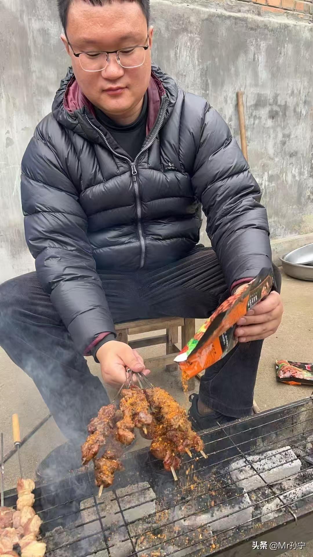 2027第一波过年的人，已经回村。城乡结合部的农村主打一个舒坦啊，一周回去几次，