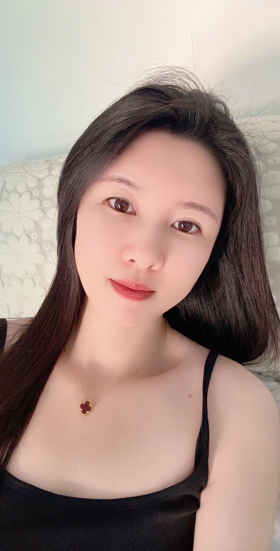 开心就笑 不开心就过会儿在笑