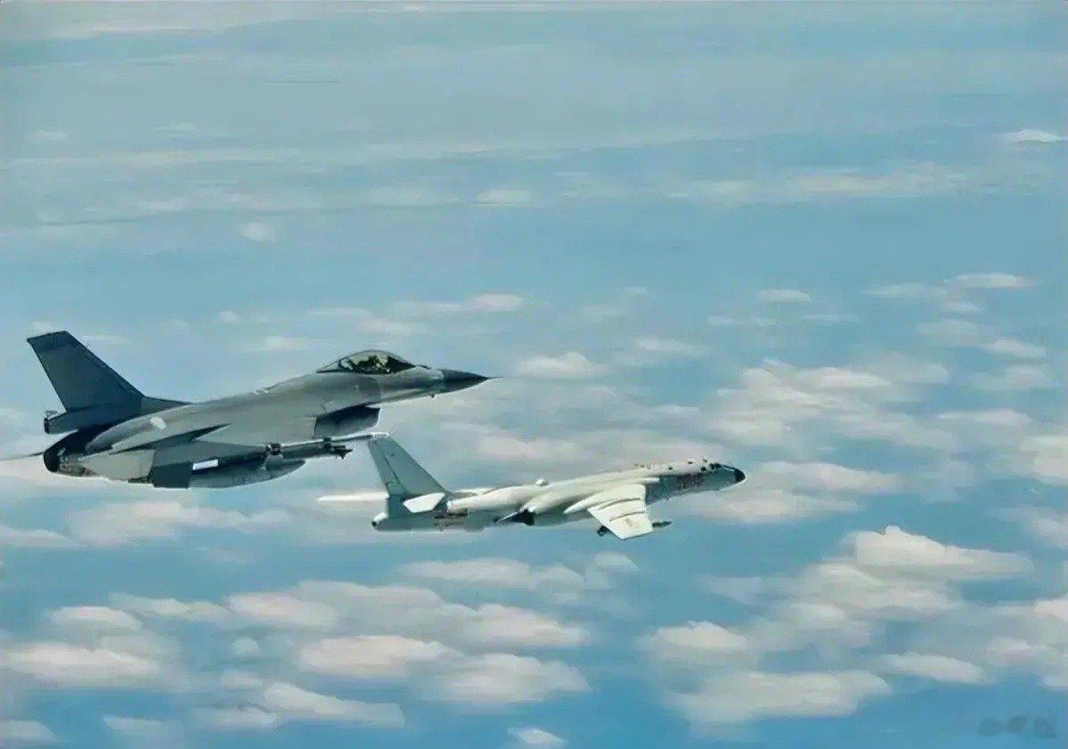 6月8日，我方大批战机从两个方向突入台湾省所谓空域，台岛方面紧急启动防空导弹系统