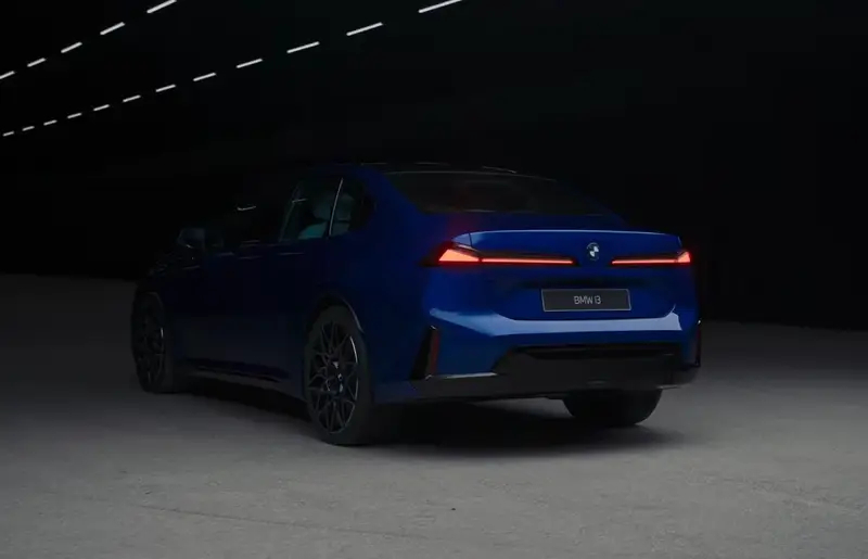 宝马新世代i3长这样，基于Neue Klasse概念车而来。汽场全开