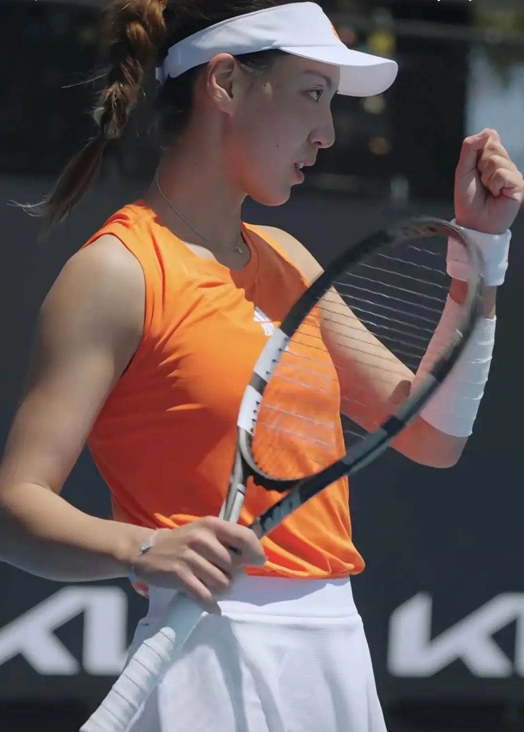 澳网恭喜王欣瑜王欣瑜首进澳网32强澳网2026 恭喜王欣瑜！澳网女单次轮落幕，王