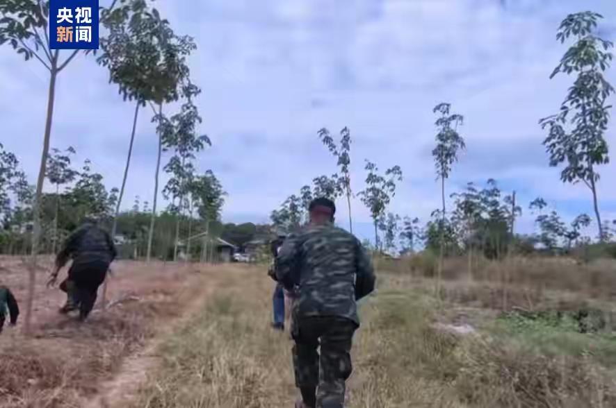 炮火连轰6天！泰柬边境彻底乱了，200名泰国士兵死伤，27万柬埔寨人背井离乡！